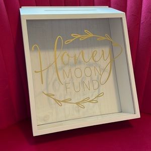 Honeymoon Fund Wedding Decor